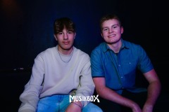 box015