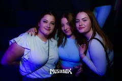 box019