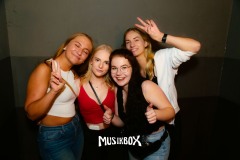 box022