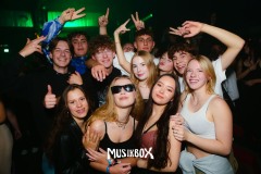 box047