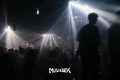 box049