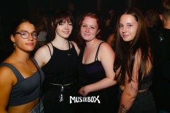 box004