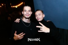 box017