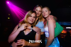 box038