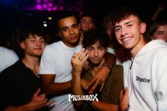 box082