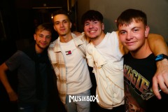 box084