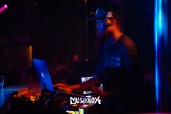 box093