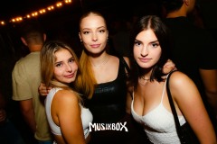 box098
