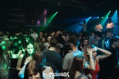 mRlqoreQ