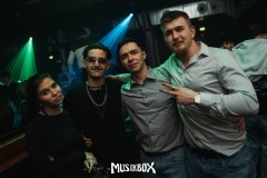 s2YThTaB
