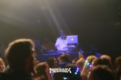 box015