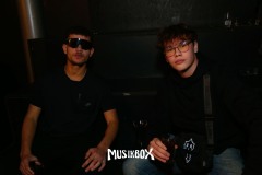 box016
