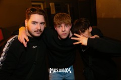 box028