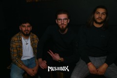 box043