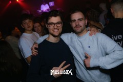 box098