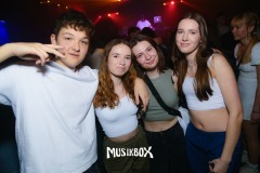 box099