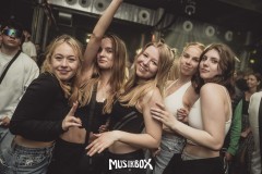 5J2NL9xg