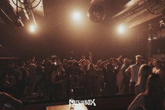 08-10-Box-20