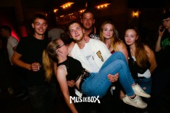 box054