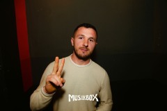 box034