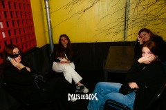 box046