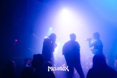 box048