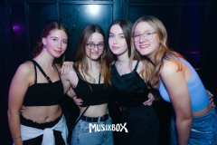 box050