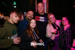 box009