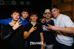 box015