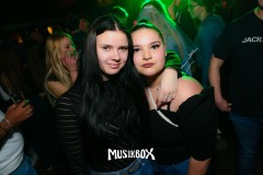 box032