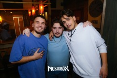 box046