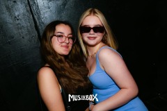 box033
