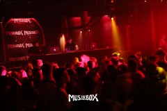 box076