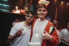 MjkxLXN9