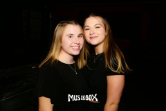 box044