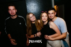box011
