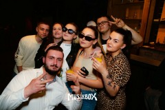 box019