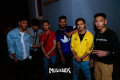 box048
