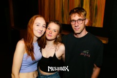 box084