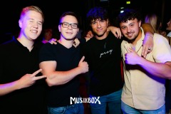 box011
