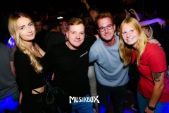 box043