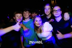 box084