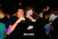 box093