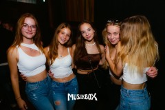 box037