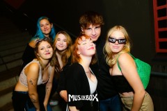 box043