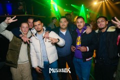 box009