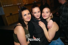 box023