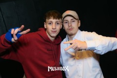 box054