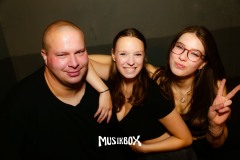 box044