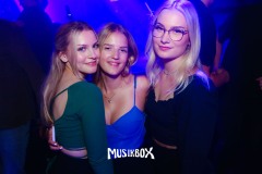 box054
